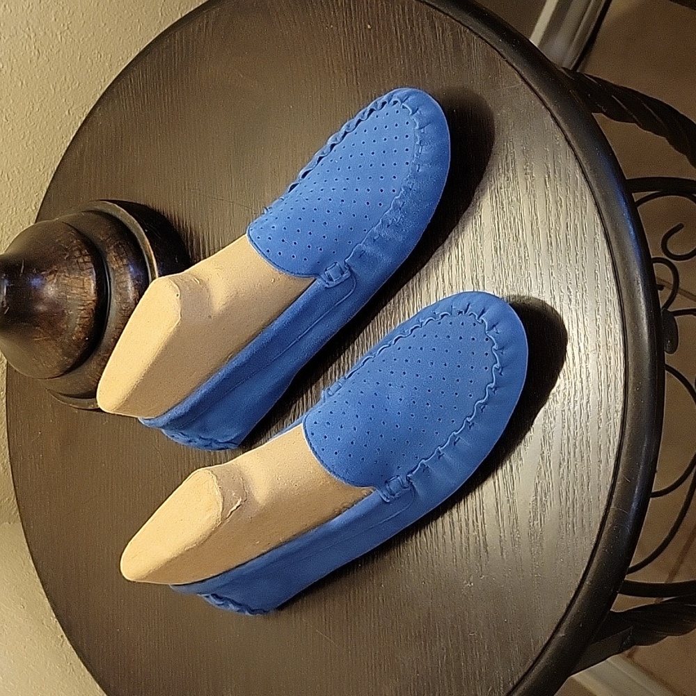 Cole Haan shoes blue color, size 7 1/2